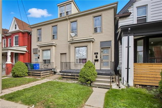 1 - 298 Emerald Street N