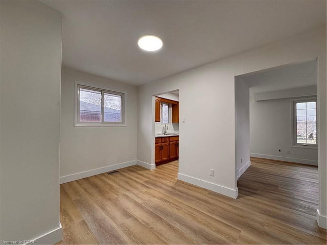 Upper - 23 Arrowhead Crescent