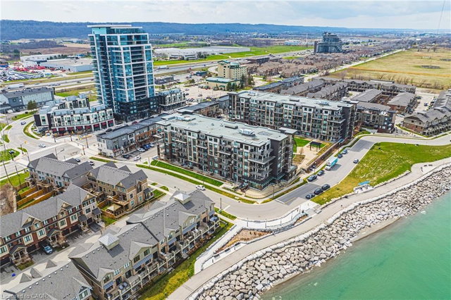 519 - 10 Esplanade Lane