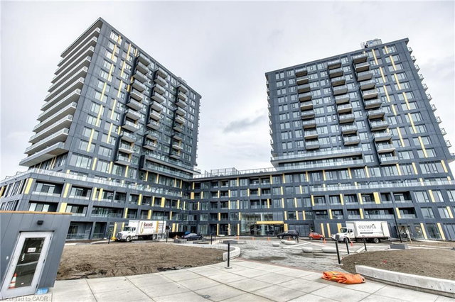 608 - 4878 Powers Common