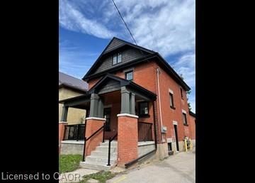 Upper - 322 Huron Street