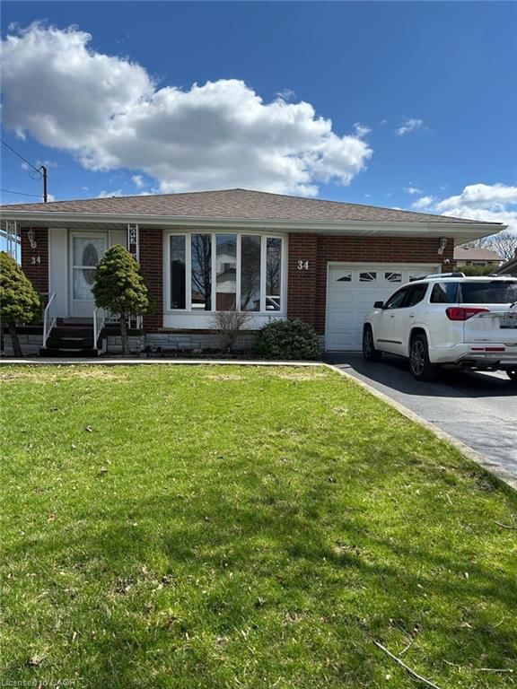 UPPER - 34 Ranchdale Drive