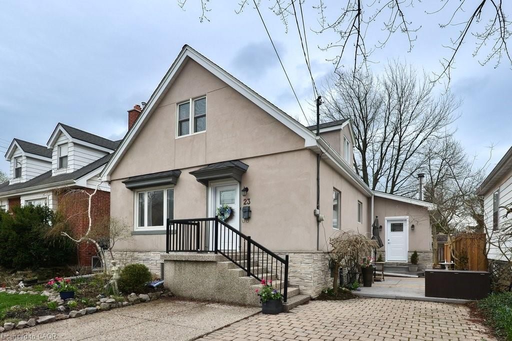 Single Family Residence for sale at 23 Searle Street, Hamilton, ON, L9A 2V6 - Centremount - MLS: 40821877