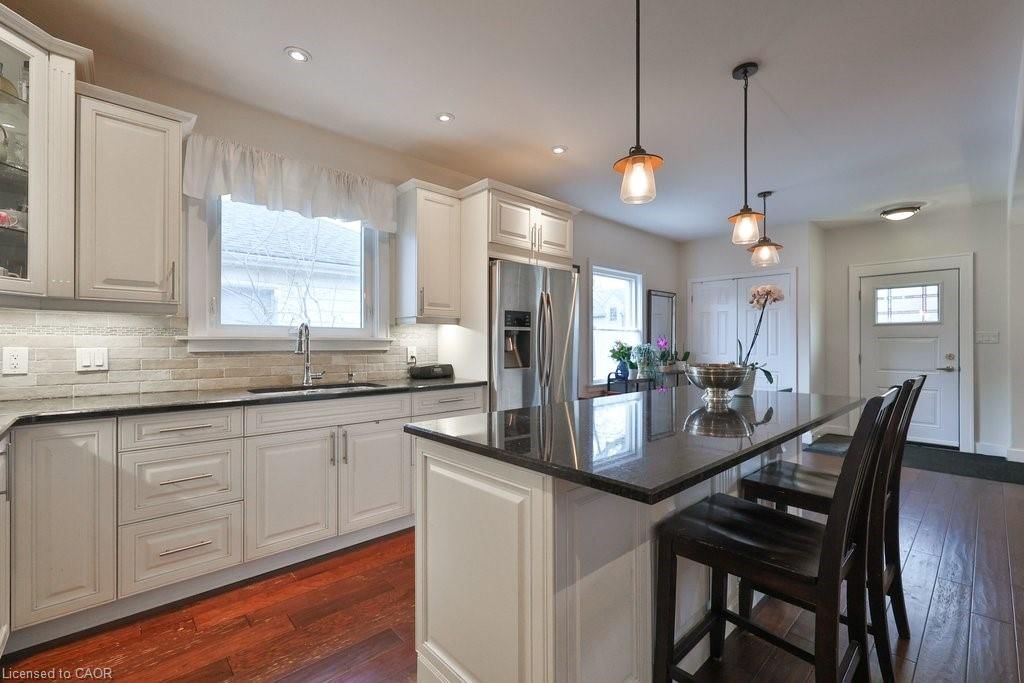 Single Family Residence for sale at 23 Searle Street, Hamilton, ON, L9A 2V6 - Centremount - MLS: 40821877