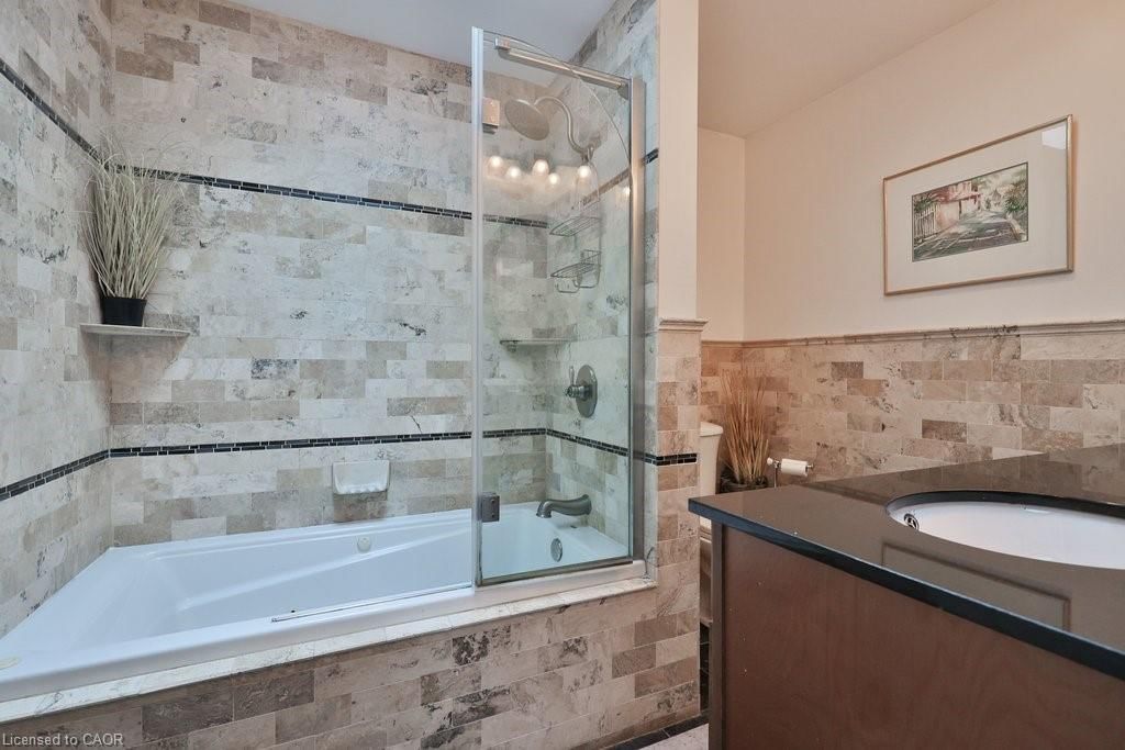 Single Family Residence for sale at 23 Searle Street, Hamilton, ON, L9A 2V6 - Centremount - MLS: 40821877