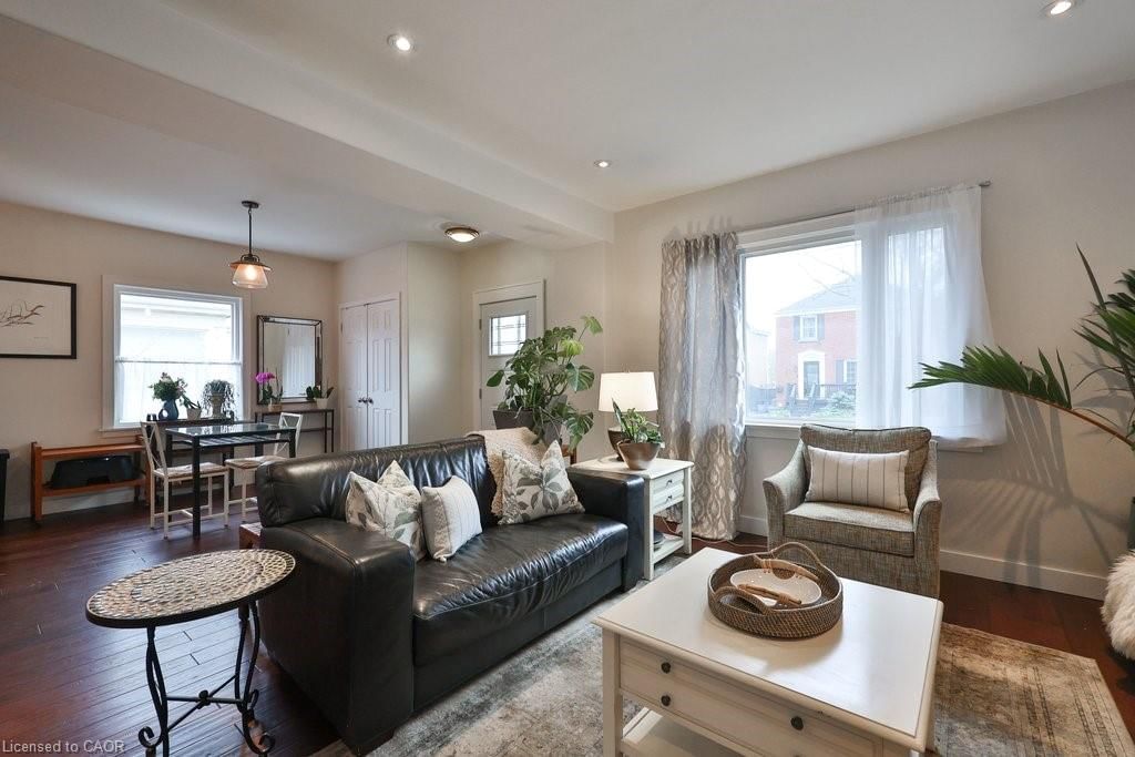 Single Family Residence for sale at 23 Searle Street, Hamilton, ON, L9A 2V6 - Centremount - MLS: 40821877