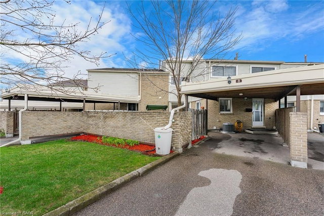 8 - 415 Morgan Avenue