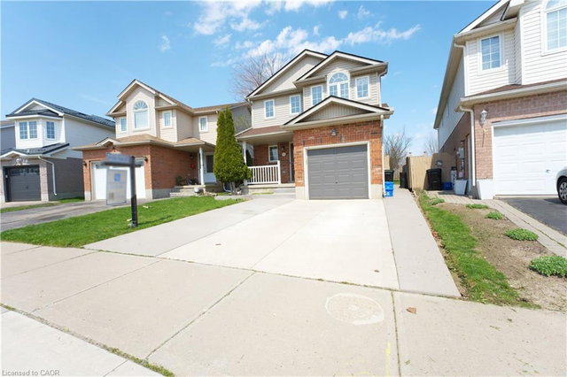 11 Lemonbalm Street
