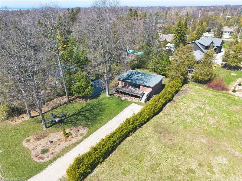 122 Hemlock Street photo 5