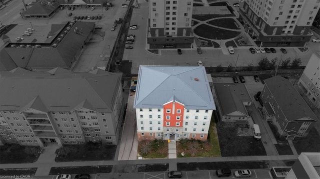 401 - 253 Lester Street