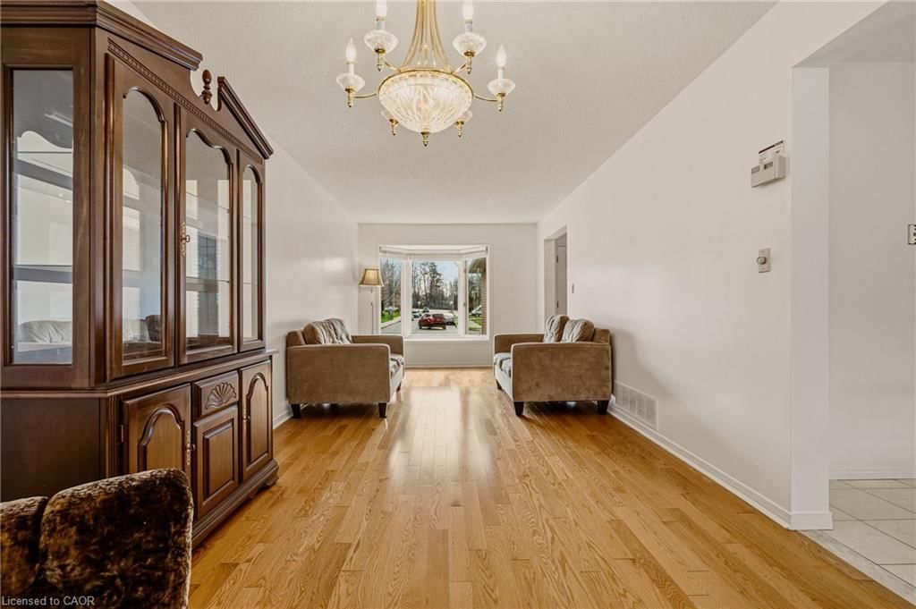 Single Family Residence for sale at 90 Lynnette Drive, Hamilton, ON, L9B 2M5 - Falkirk East - MLS: 40822128