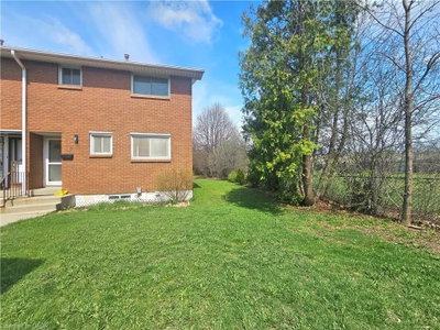 6 - 161 Berkindale Drive