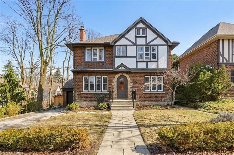 122 Dunbar Road S, Waterloo, Ontario