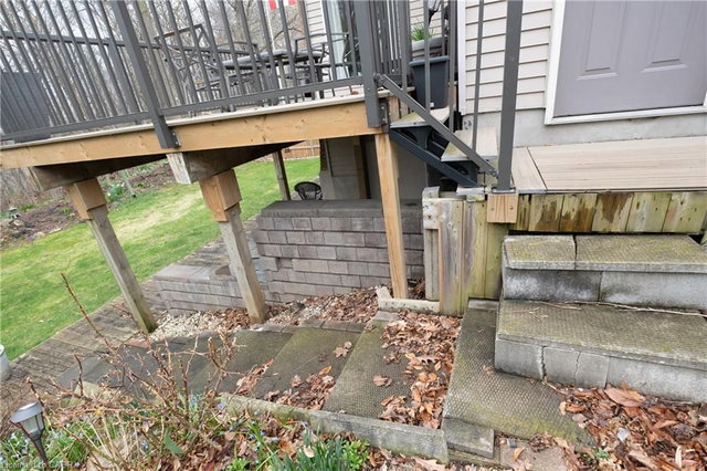 LOWER-442 Woods Lane