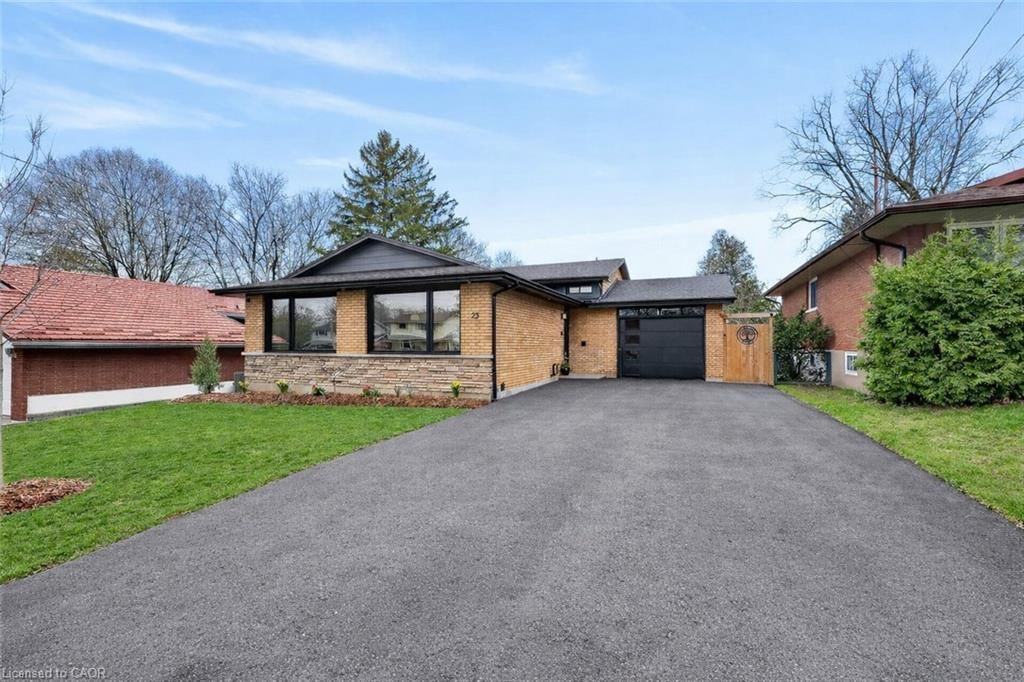 Single Family Residence for sale at 23 Brenlyn Court, Hamilton, ON, L9C 4N8 - Westcliffe - MLS: 40822243