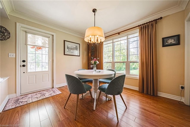 302 Fishers Glen Road