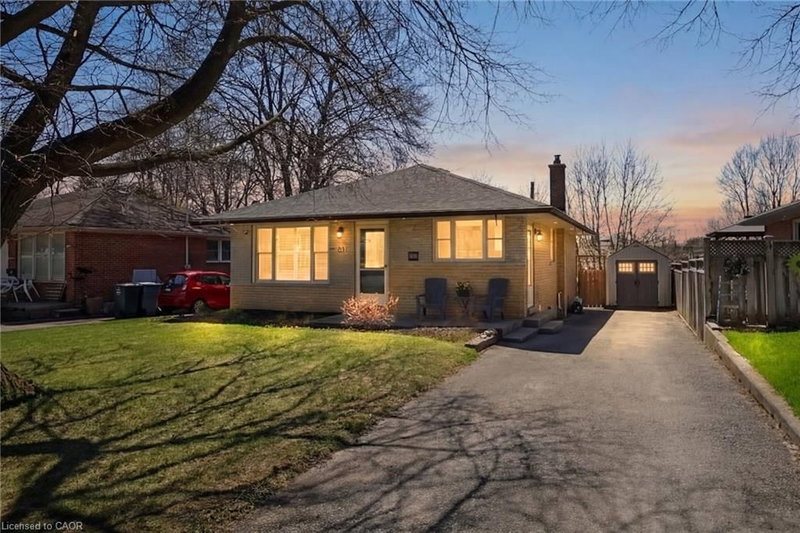 48 Knightswood Boulevard, Guelph, Ontario