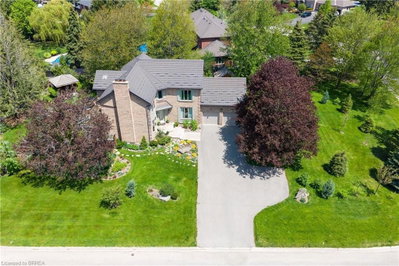 16 Oak Ridge Drive