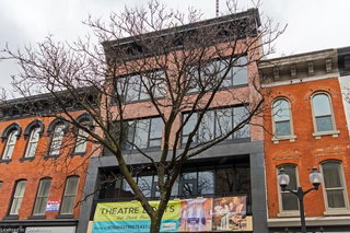 302 - 193 King Street E