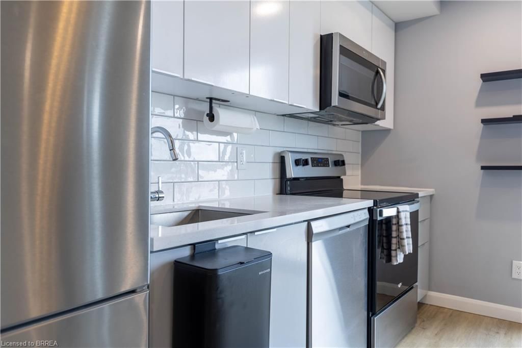 603 - 7 Erie Avenue 4