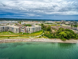 315 - 125 Shoreview Place