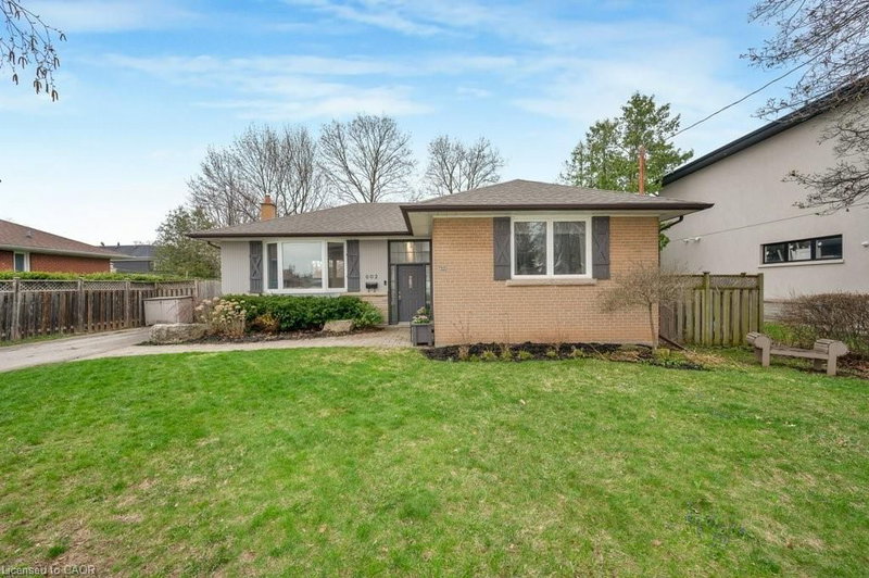 602 Stephens Crescent, Oakville, Ontario