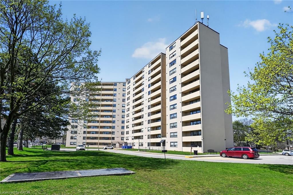 Condo/Apt Unit for sale at 904-700 Dynes Road, Burlington, ON, L7N 3M2 - Dynes - MLS: 40822972