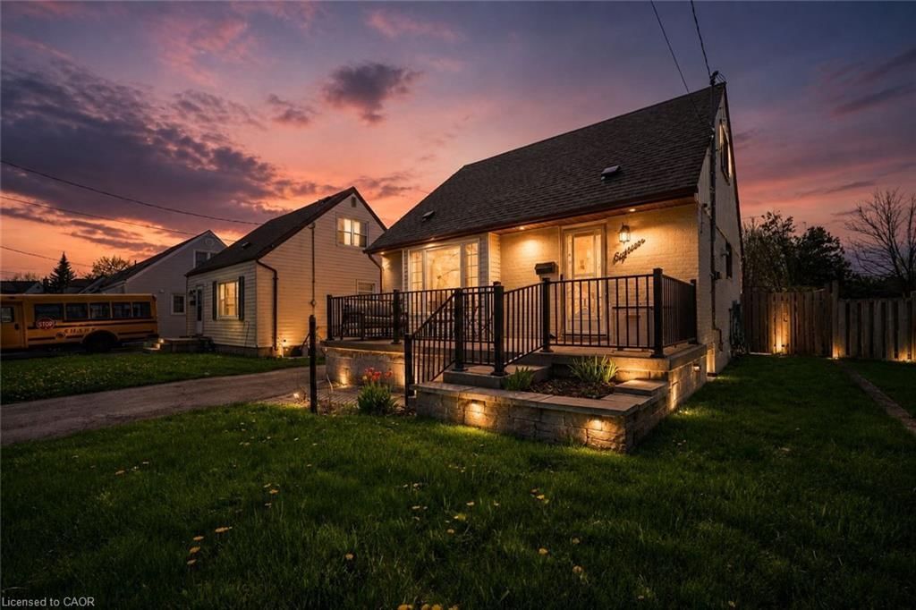 Single Family Residence for sale at 18 Armstrong Avenue, Hamilton, ON, L8H 1M5 - McQuesten - MLS: 40823037