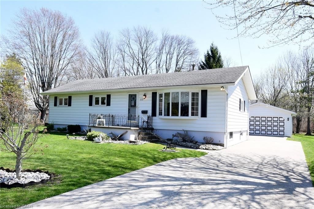 Single Family Residence sold at 113 Diltz Road, Dunnville, ON, N1A 2V6 - Dunnville Municipal - MLS: 40823040