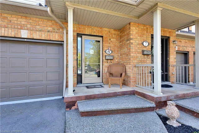 6 - 120 Beddoe Drive