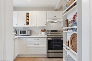 121 - 201 Queen Victoria Drive