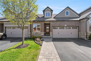 2 - 53 Redfern Avenue