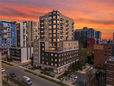 PH-03 - 246 Lester Street