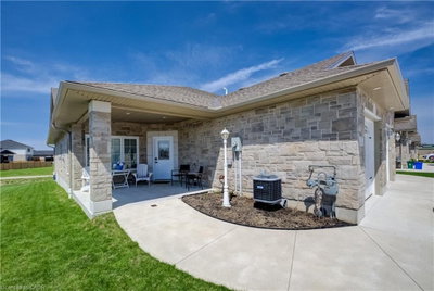 115 Broomer Crescent