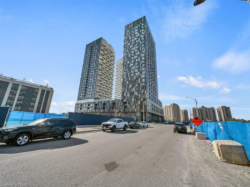 498 Caldari Road #932, Vaughan, Ontario