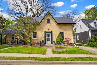112 Victoria Avenue