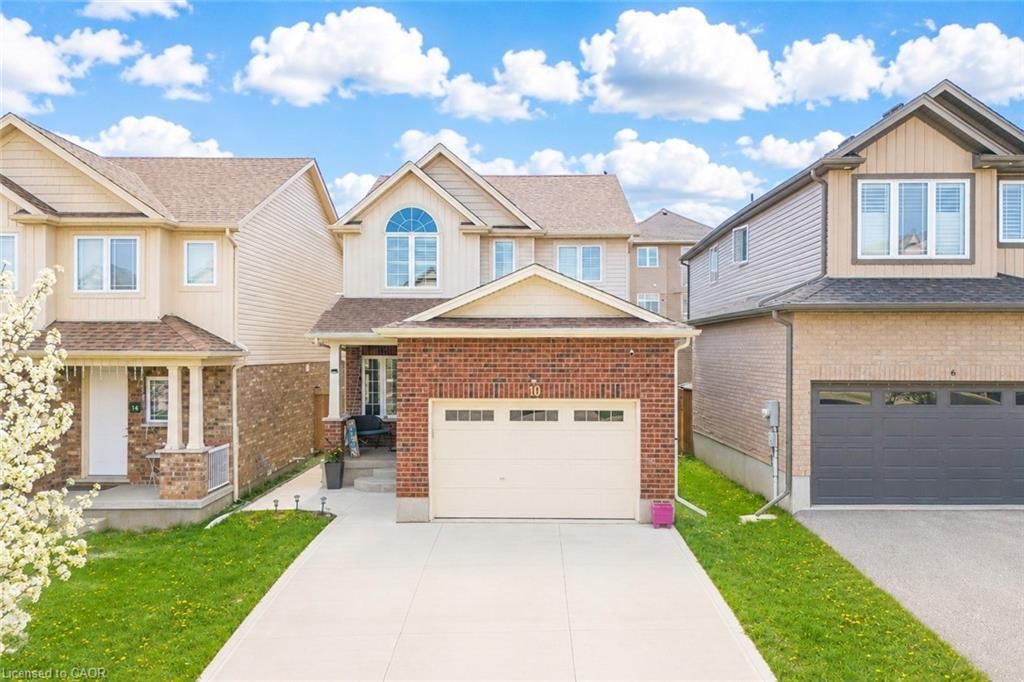 Single Family Residence for sale at 10 Sandybay Avenue, Kitchener, ON, N2A 0H7 - Idlewood/Lackner Woods - MLS: 40824090