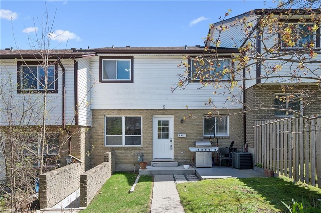 Row/Townhouse for sale at 5-385 Pioneer Drive, Kitchener, ON, N2P 1L8 - Pioneer Park/Doon/Wyldwoods - MLS: 40824114