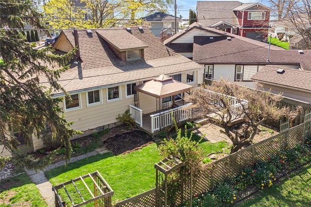 12 Broad Street