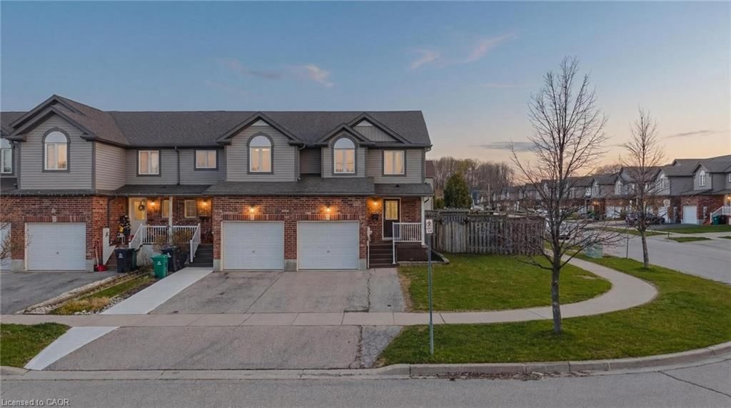 Row/Townhouse for sale at 218 Prosperity Drive, Kitchener, ON, N2E 4E5 - Laurentian Hills/Country Hills W - MLS: 40824357