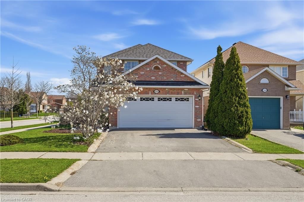 Single Family Residence for sale at 2951 Addison Street, Burlington, ON, L7M 4K5 - Millcroft - MLS: 40824833