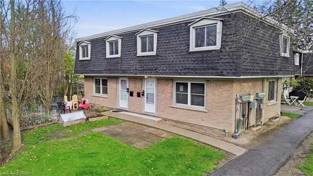 10 - 76 Borden Parkway