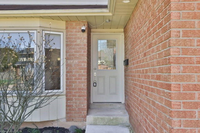 3208 Edenwood Crescent