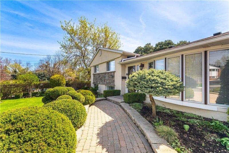 3 Donata Drive