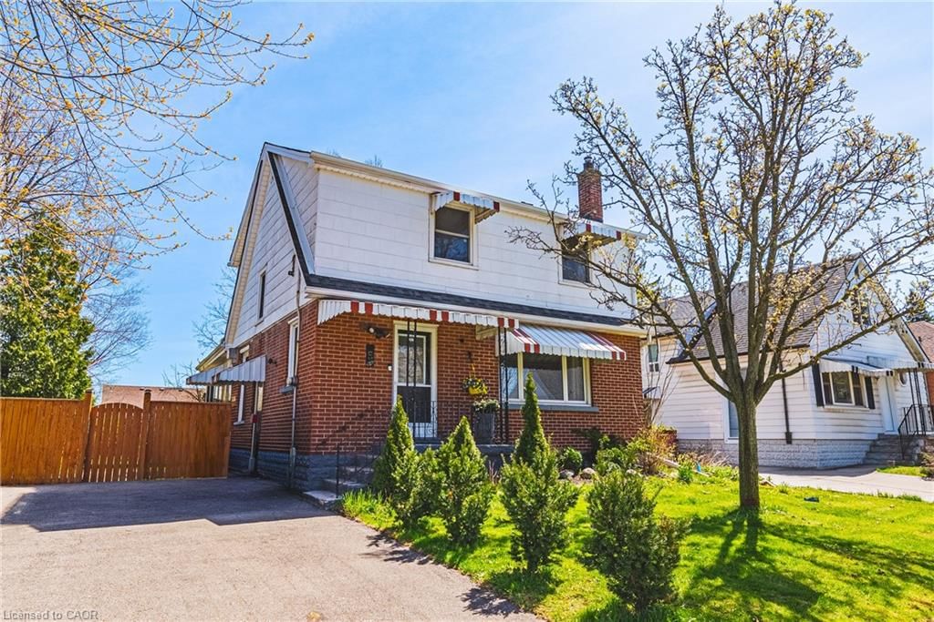 Single Family Residence for sale at 5 West 3rd Street, Hamilton, ON, L9C 3J5 - Southam/Donnington - MLS: 40825001