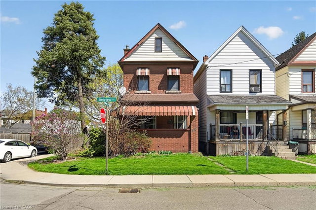 90 Belview Avenue