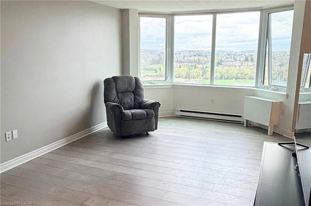 1605 - 35 Green Valley Drive