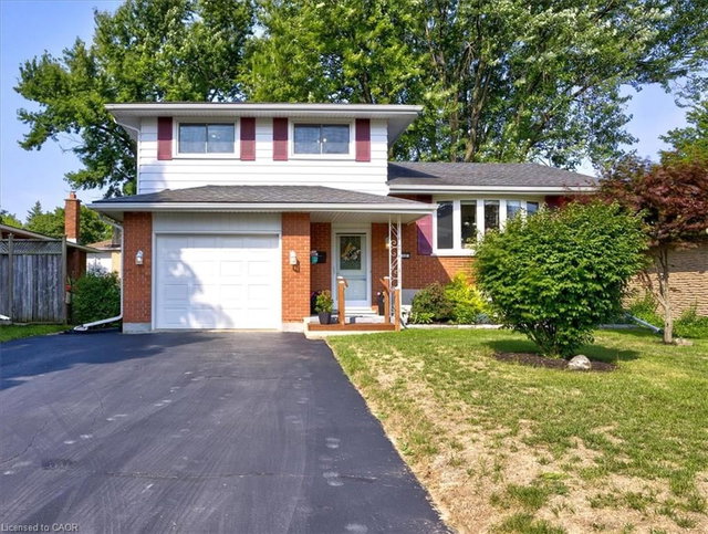 12 Miller Crescent