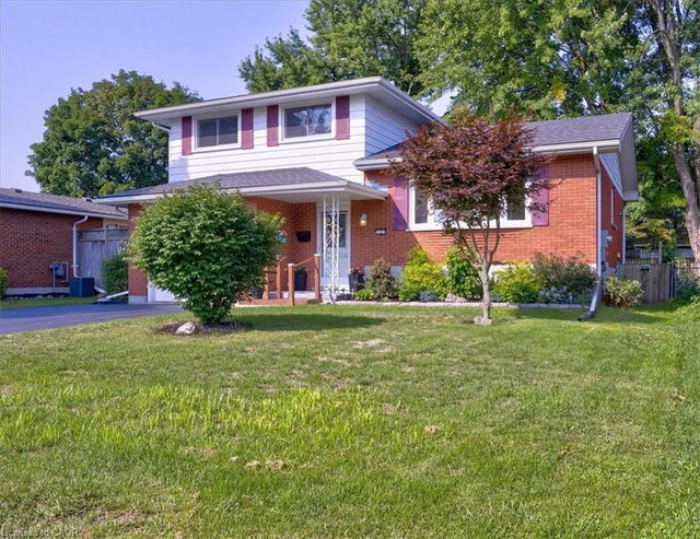 12 Miller Crescent