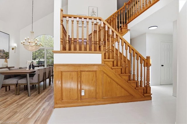 26 Robertson Crescent